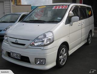 2005 Nissan Serena V-S 8Seater